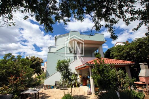 1773156285 pogled iza