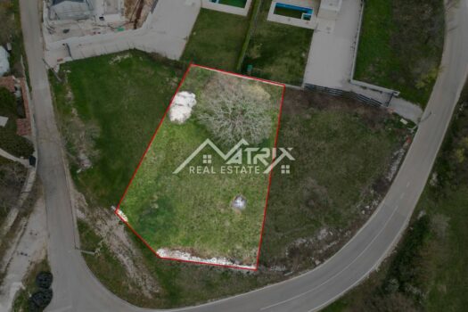 1774451689 mm 4 of 18