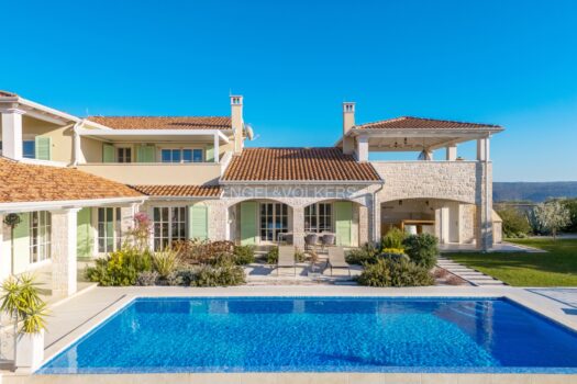 1774620880 studio sarson dji 20251107143620 0469 d