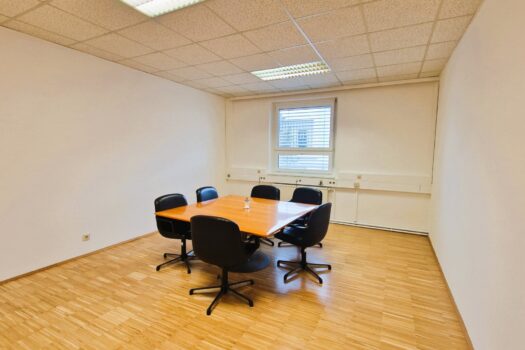 1CDSX6EXNiyBak6bXyxzzL