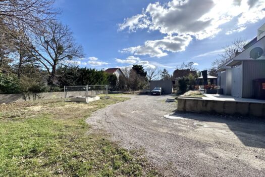 Grundstück in Ruhelage nahe Schloss Neugebäude 1CXHms54bfvDLa1VcjEMkO