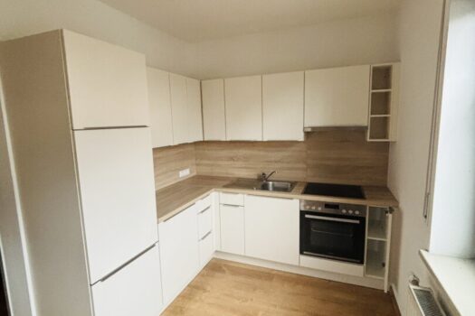 1EXVQvsdFTCIYjJlSUgg6b