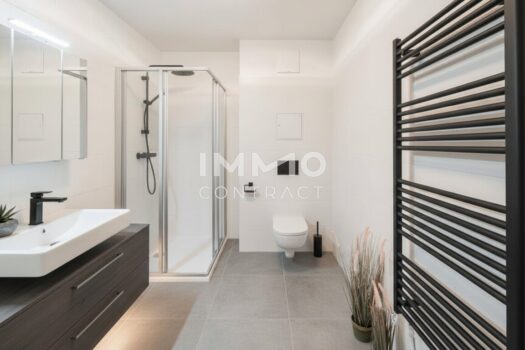 1StOrtFLF3JppDbjOWtHm3