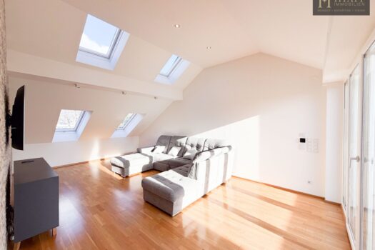 Elegante Dachgeschosswohnung mit Terrasse, Klimaanlage & Smart-Home 1fIf9Eb86FMyX2y9VMgRep