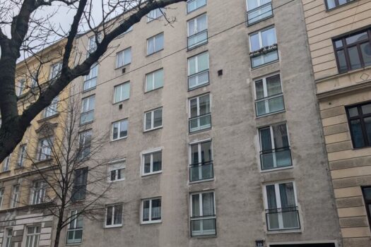 1h11oslqEd9a3LQeErwtGR