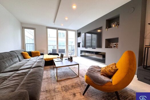 1solB40f90V1kFhedXUqTC