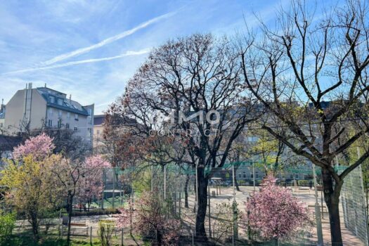 1tvTY724Cl0qRsf4HqyTuP