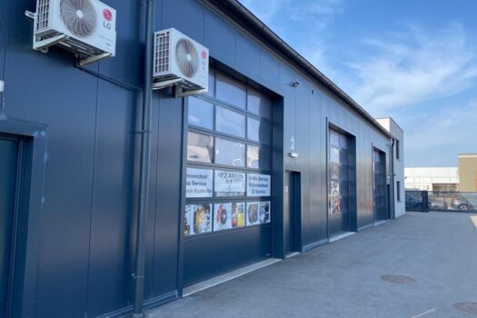 206FeAXGqVuch5Kx2KarhZ