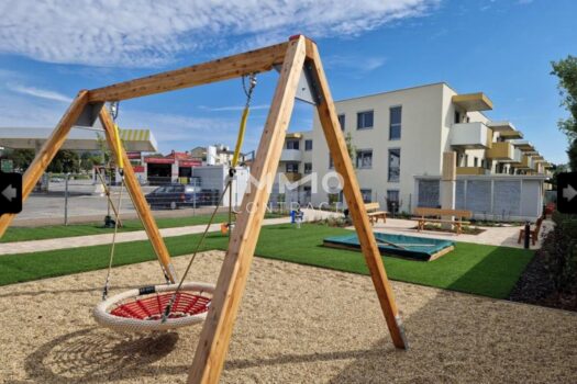 21rsIY2AmxOi80jO4R8ZMf