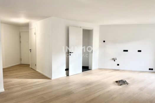 231an2eY0vNS5SRnWV70U6