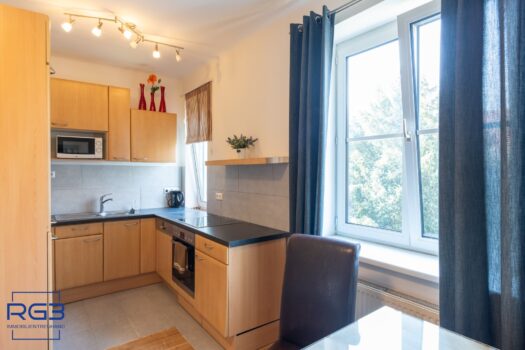 2BwzrR0xmFvuAVUZqj8uBb