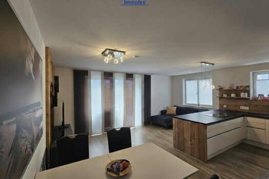 2C5hfStR6GbCop9ezksYIW