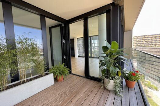 2HaqBQC2BS09sWA3LLZ0JP