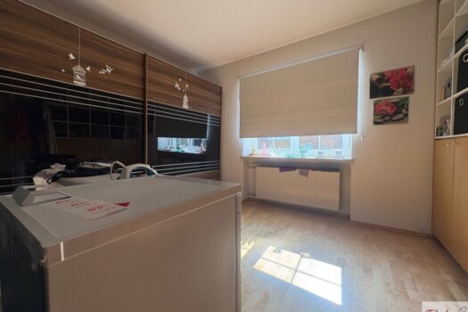 2klIGScrW0EAcQ4dqrW30O