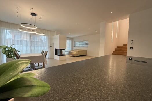 2wHpqmkDBBSaFTfijaEVAs