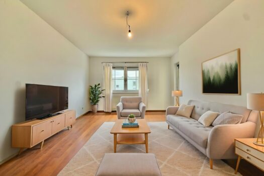 3C0bBH6INUCFsmYXLcxosz