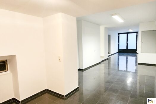 Ladenhandel direkt von Straßen begehen nähe Mariahilferstraße – Westbahnhof 3UKETMuUztEmLDc9Oj01gn 1