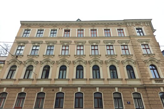 3Uixk3EziWZRunCzPlE1c