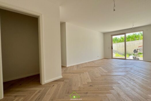 4LVLhMjboYzRFnWrSq4iIF