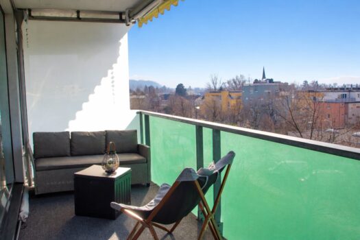 4Uep8ueMy0hjVTyBhPNZ1a