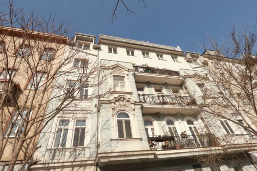 4XbKF7ZVqEp1lK77QK1ISC