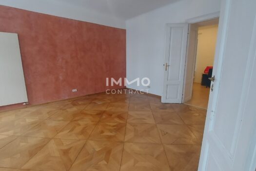 4XueRuxHcM1KSJ4JSrEKu0