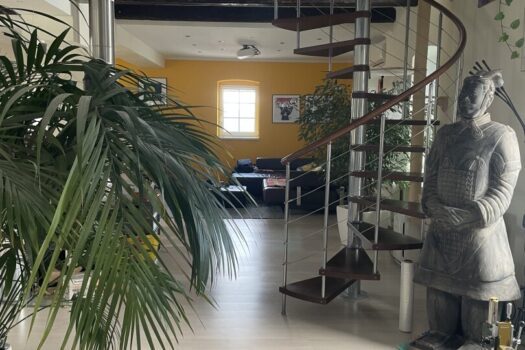 4YytRBg701WXgU89H5IwvY