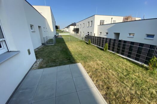 2 Zimmerwohnung mit großem Garten und Terrasse 4b2c0jDP79HKAJj87d6RHn