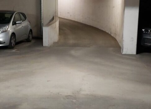 4fTUE41YhmO7eSUWXHl307