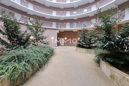 50R4wamv2YUK7PQbzpG7MX 1