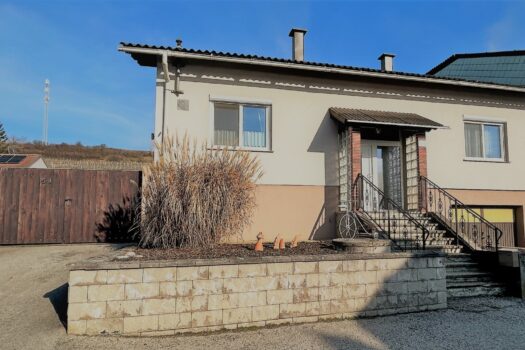 54bkCzPlhoB763A5PEJI8V