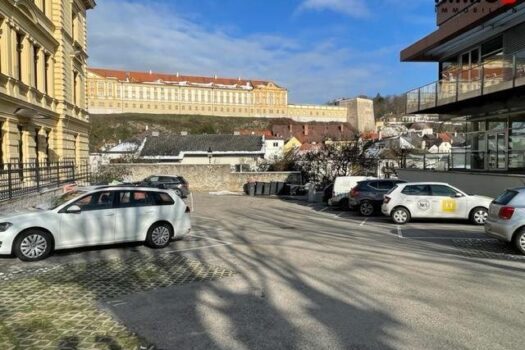 Stellplätze in Melk zu vermieten – Top Lage nahe Zentrum PKW-Abstellplätze