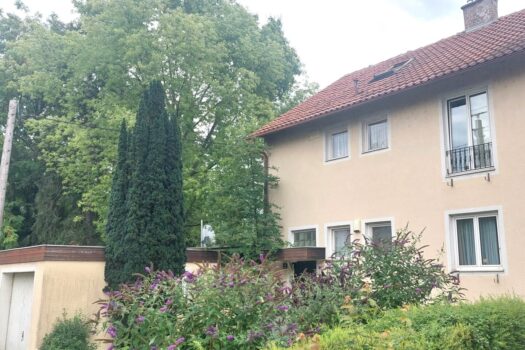 Titel - Außenansicht