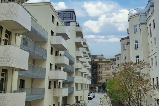 5lLxY2ZcwcGN80R8JnZ22w