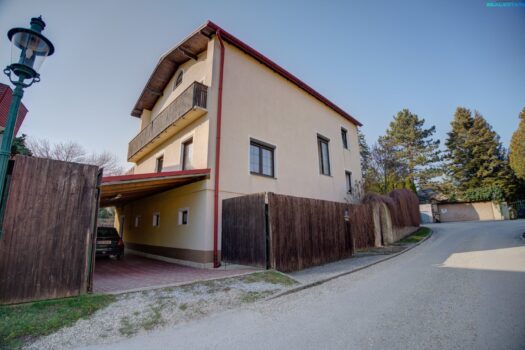 67J98o5QmtuagOeDBg9u3H