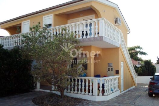 Haus mit 3 Apartments auf Vir, 230 m vom Meer, 328 m² Grundstück 6GAQ2YfcNt1x0fGP6eVrqs