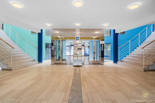 6UnTM81DNt4ybpDJku22hZ