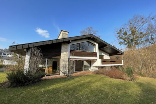 6b2LbAp0ycxlIJUAMvKhZ9