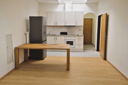 6sAlIJayUvMnieWP6l2np8