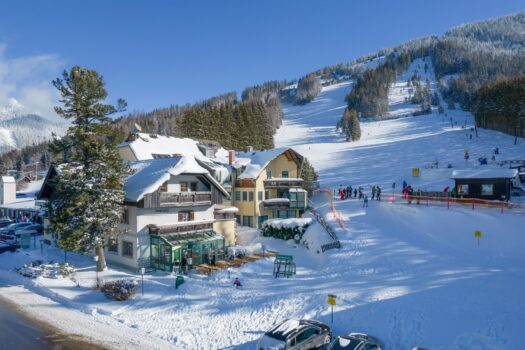 6uDGazU4iNvfEFpHkUxRrV