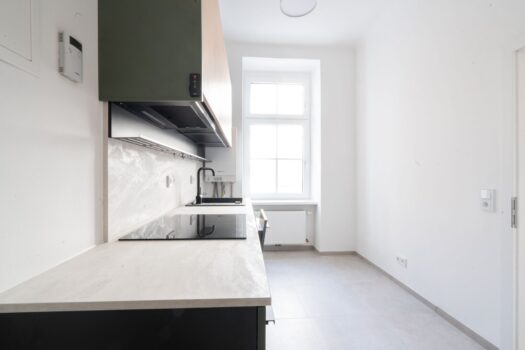 7BR0Apse2Puf6LXIyk6wQM