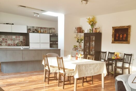 7HlF3rg2i0QttgWRJdN4Hf