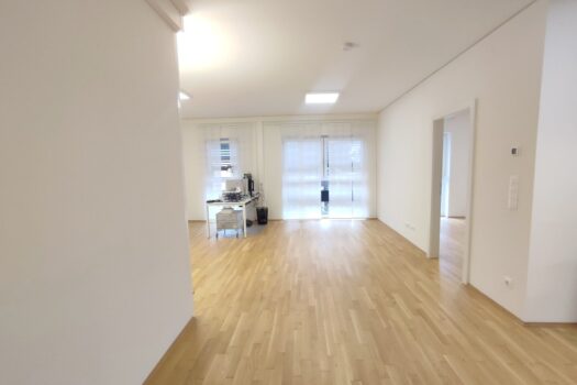 7dqxzB3NaXJg0vxTAbIYsI 1