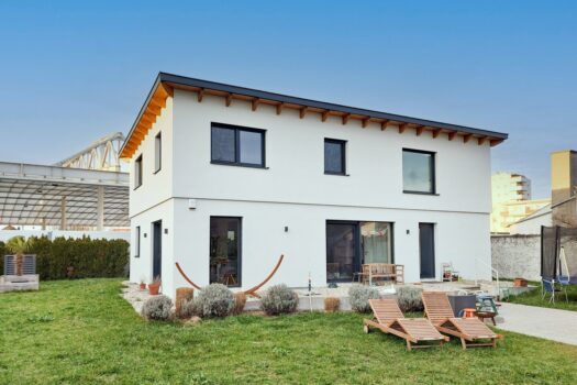 Hausansicht vom Garten aus (Foto vom letzten Sommer)