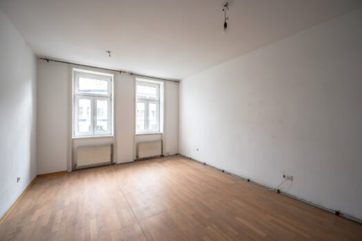 ++NEU++ sanierungsbedürftige 2-Zimmer-Wohnung in sehr guter Lage BMJg0vplrYIg6jck2ne7I