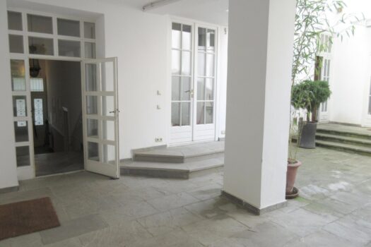 ERSTBEZUG nach RENOVIERUNG! CHARMANTES ALTWIENERHAUS NÄHE RUDOLFINERHAUS ! IMG_1857