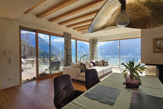 JWE8cIvEhPmnBoaS306JU