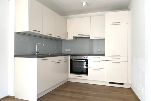 bIlyUVFpHD263CdAqkbfb