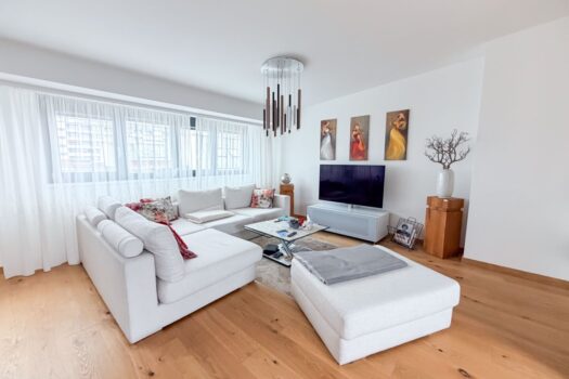 q6YCmQAftg6kw3Kr6ad7d