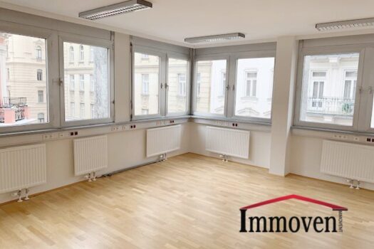 10UhLv0snYOchSvjObO5CT